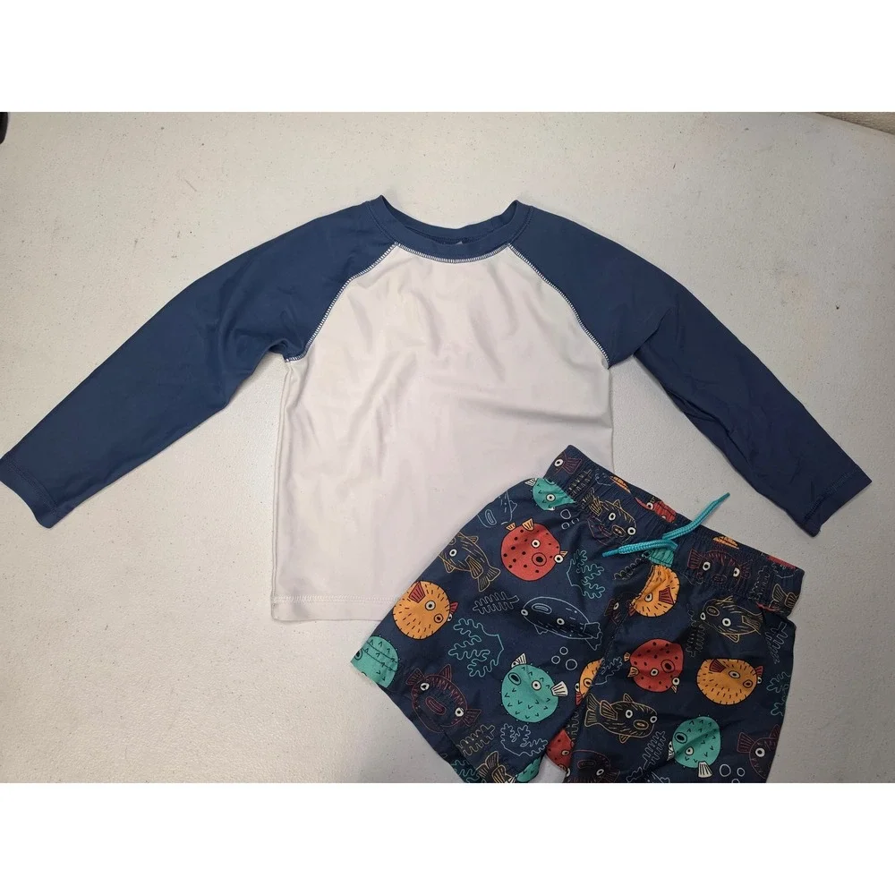 Old Navy Toddler Boys Puffer Fish Rash Guard and Swim Trunks Set Navy White 2T